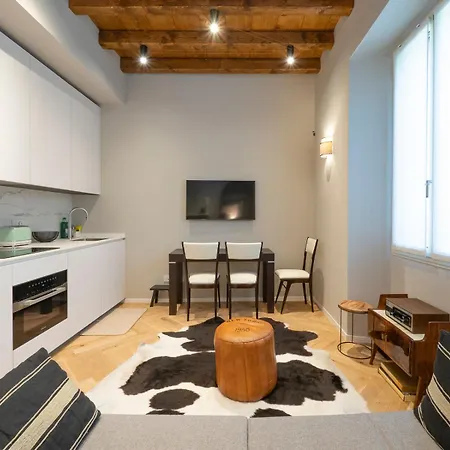 Appartement Xenia - Modern In Sant'ambrogio Milaan