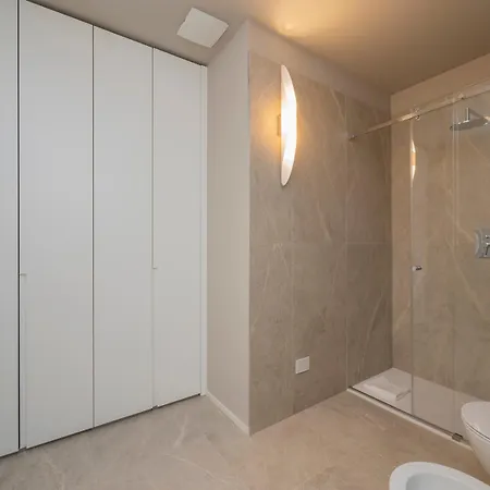 Xenia - Modern In Sant'ambrogio Apartamento Milão