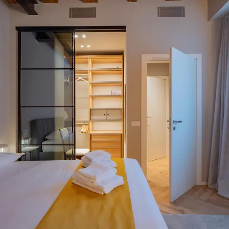 Xenia - Modern In Sant'ambrogio Apartamento Milão