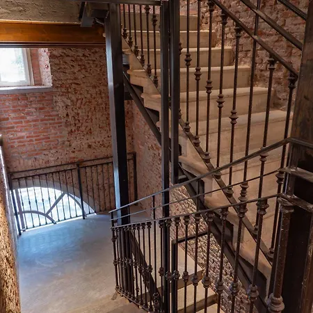 Apartamento Xenia - Modern In Sant'ambrogio Milão